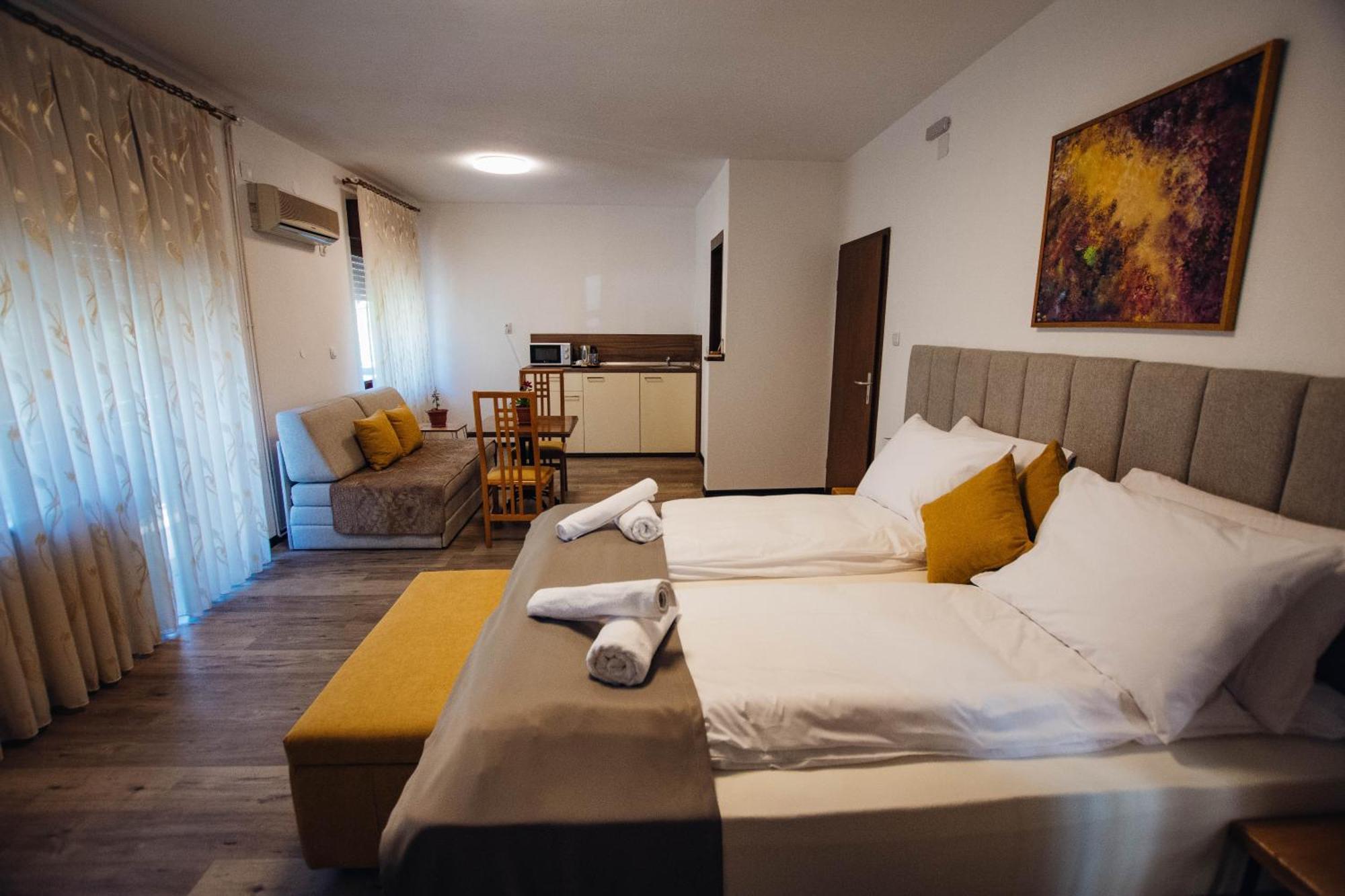 Urban Studio Apartments Струмица Экстерьер фото