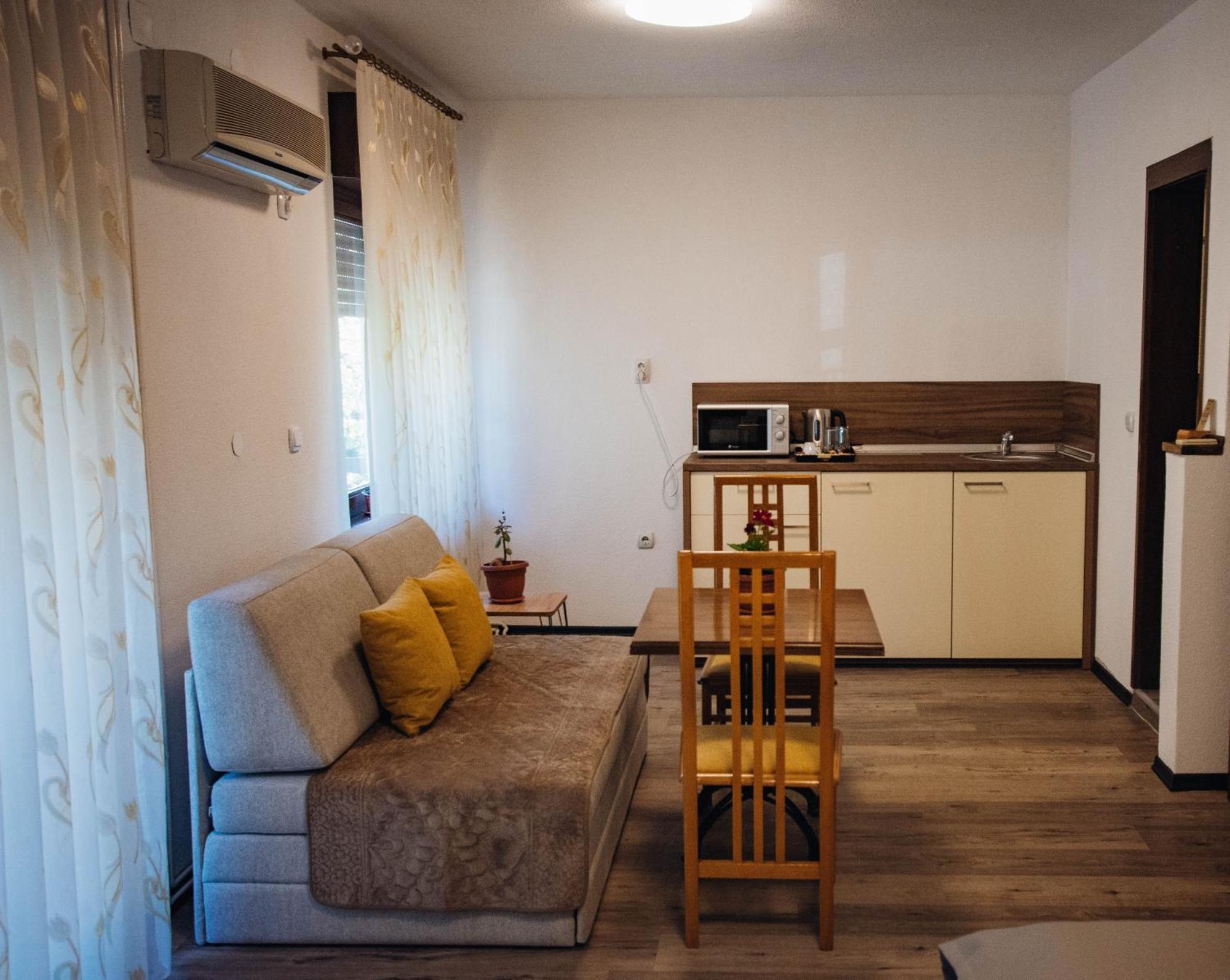 Urban Studio Apartments Струмица Экстерьер фото